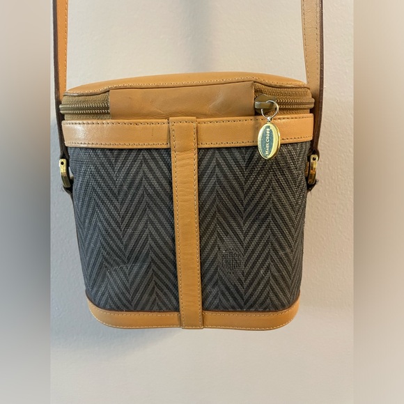 Vintage Mark Cross Crossbody Bag Beige Leather and Canvas Small 6.5” x 8” x 3” - Picture 6 of 14